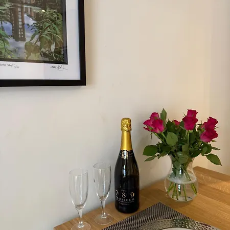 דירה Staycation At 1 Cocoa With Free Parking *