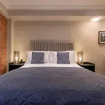 Staycation At 1 Cocoa With Free Parking * 요크