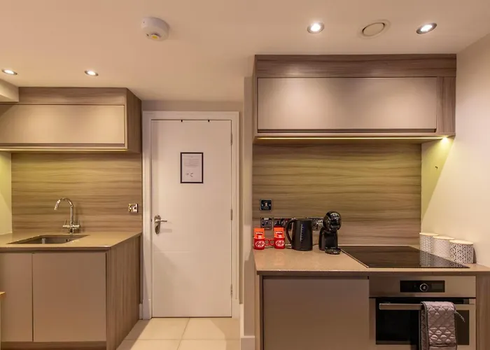 Staycation At 1 Cocoa With Free Parking Apartamento