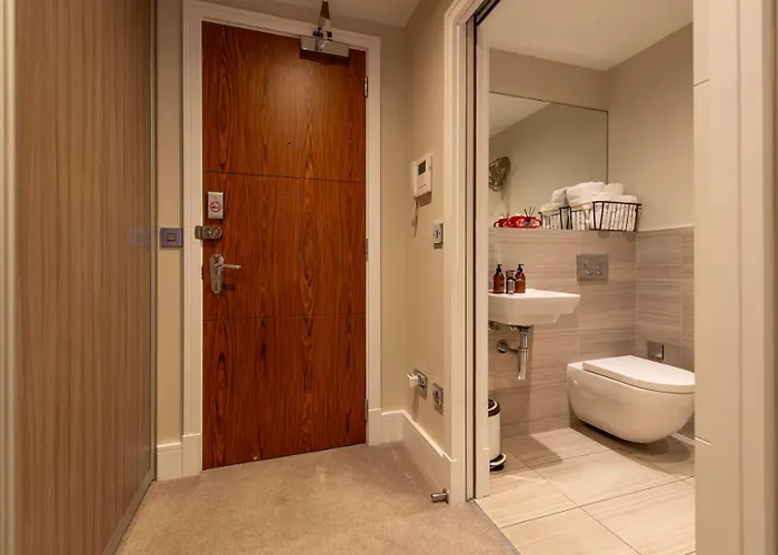 Staycation At 1 Cocoa With Free Parking Apartamento *